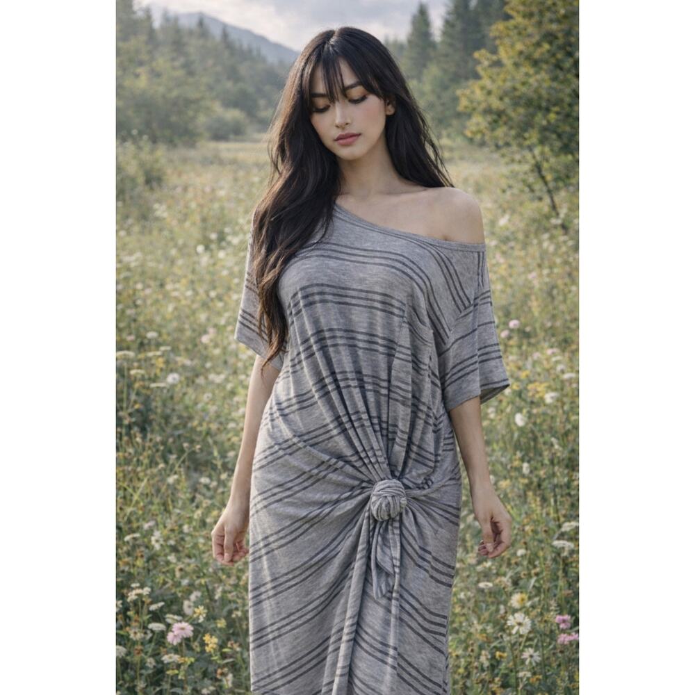 Pocketful of Daydreams simple slouchy tee shirt drapey midi dress